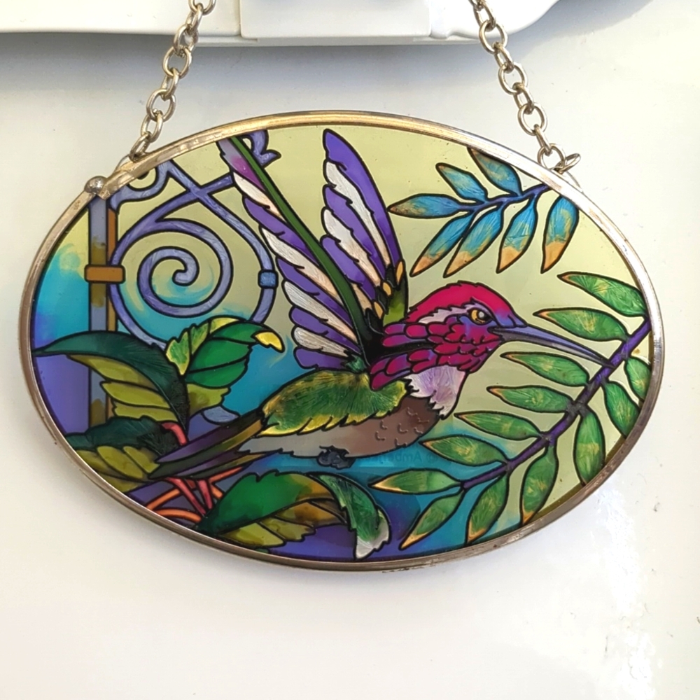 Amia Hummingbird Oval Sun Catcher 4"